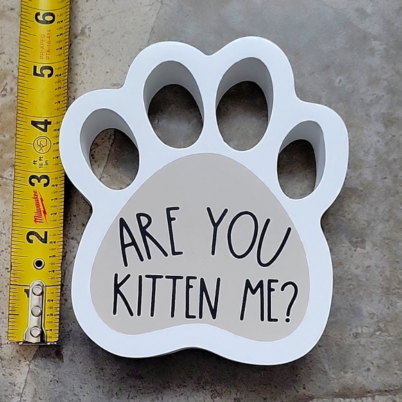 White and Gray Cat Paw Decor - Picture 1 of 3